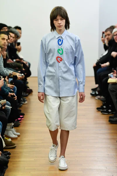Look 37